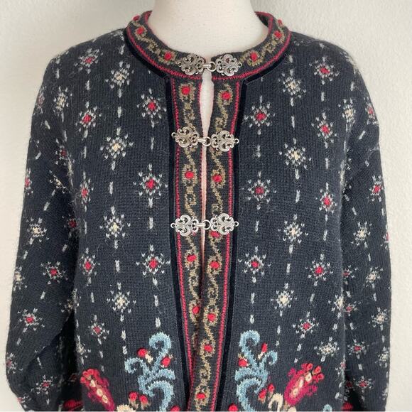 Islandic Design Black Sweater Jacket Large - Picture 3 of 10